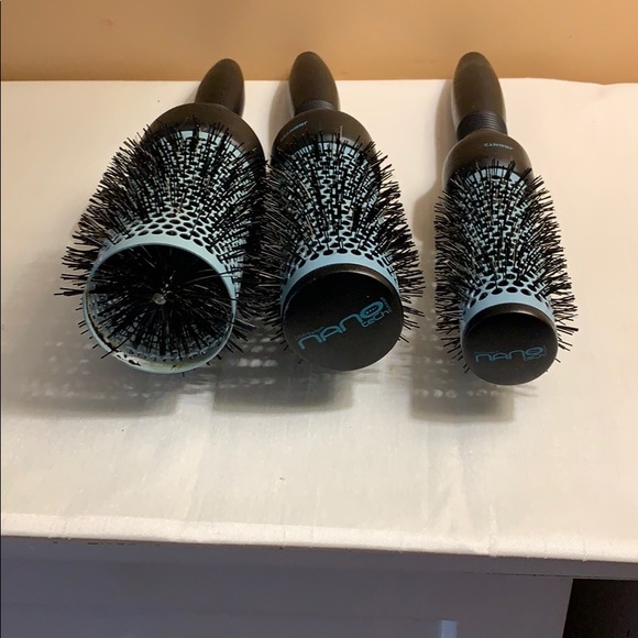 Nano tech. Hair brush 3x $ 12 - Picture 3 of 3